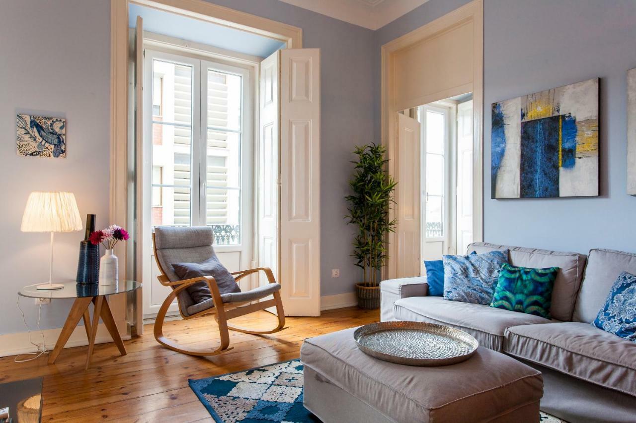 Bairro Alto 3 Bedroom Patio Flat! Lisbon Exterior photo