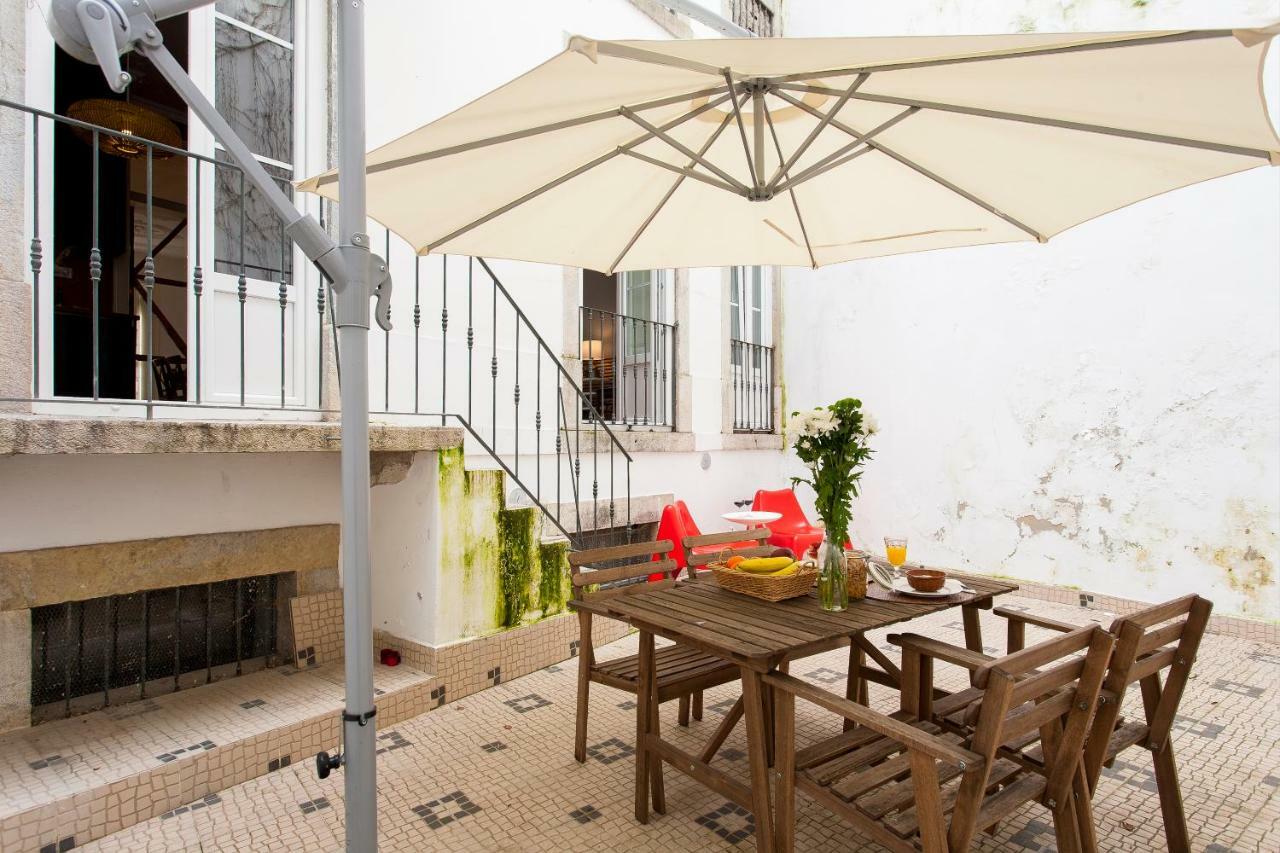 Bairro Alto 3 Bedroom Patio Flat! Lisbon Exterior photo